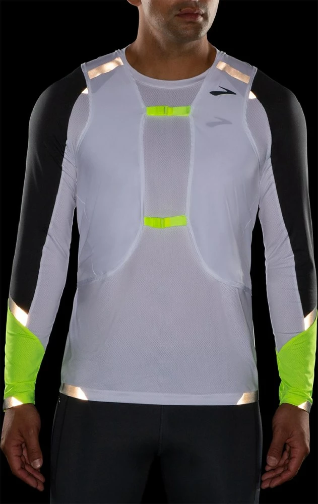 Brooks Run Visible Convertible Jacket - Men's - Image 6